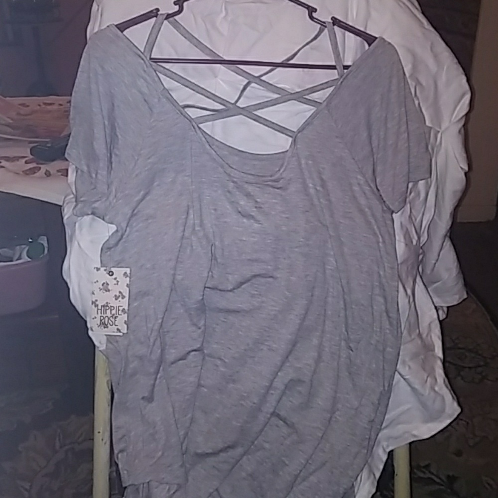 Tee shirt with strappy back